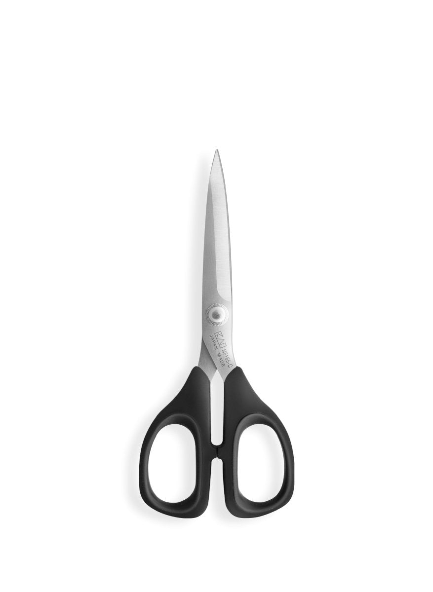 Ciseaux couture KAI lame courbe