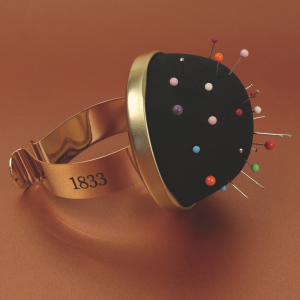 Bracelets porte épingles métalliques personnalisés